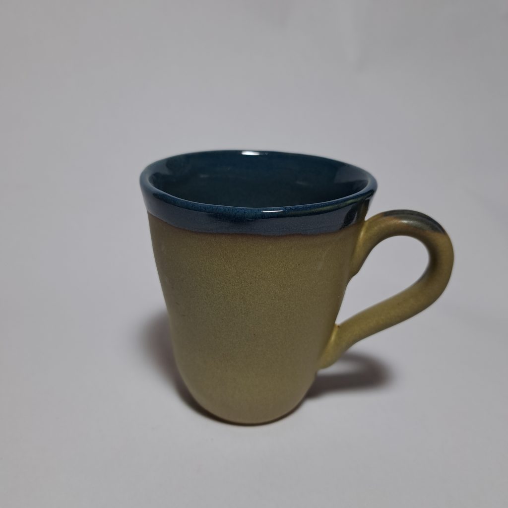 Caneca média